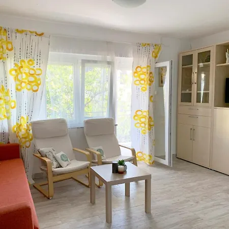 With Parking Space Krk - 22395 Appartamento